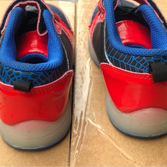 Marvel Spiderman Boy’s High Top Sneakers Red & Blue Toddler Boys  Shoes Size 10 - Picture 7 of 9